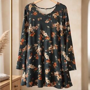 Justify Dark Floral Long Sleeve Dress